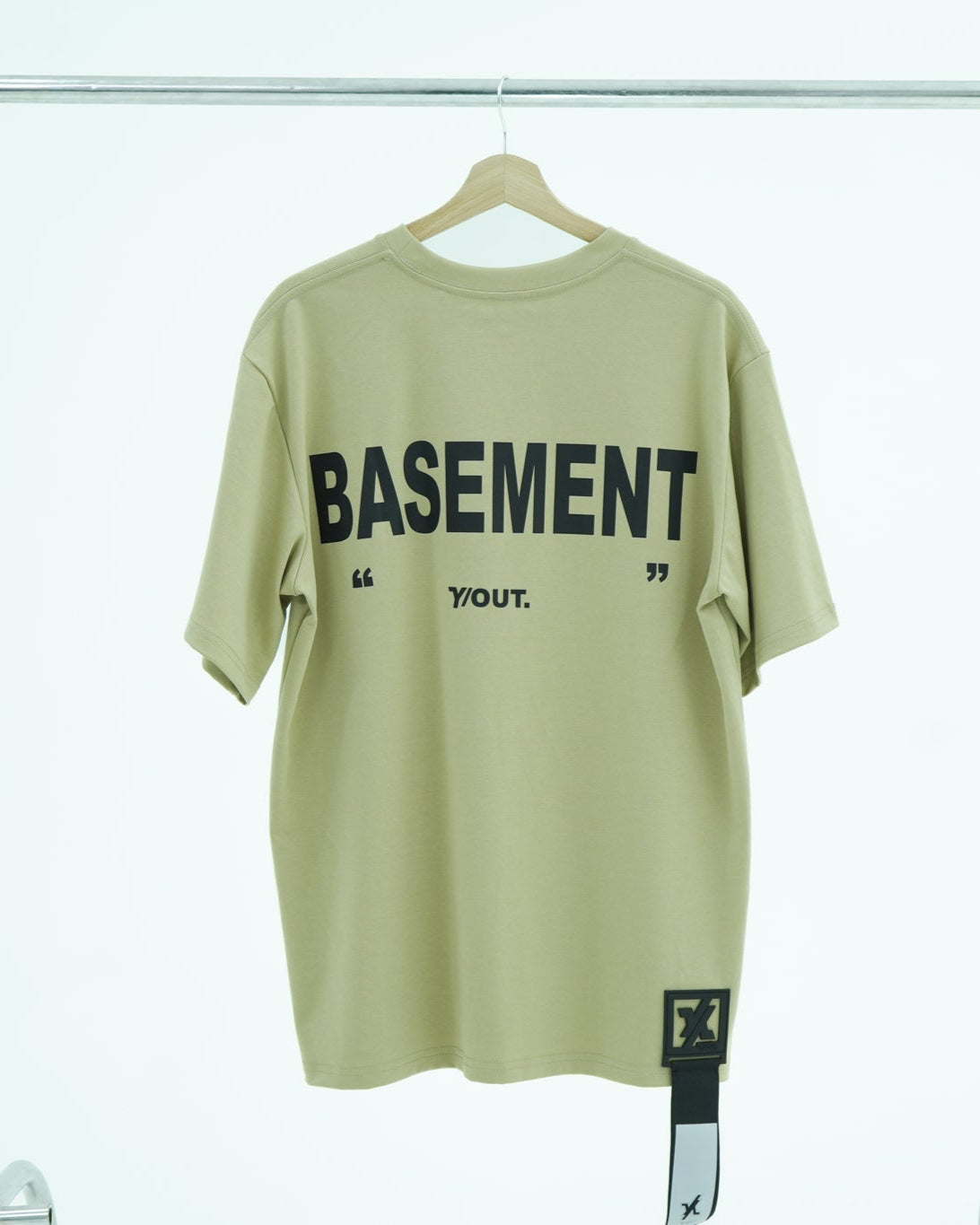 Camiseta Y/OUT REF: 0022