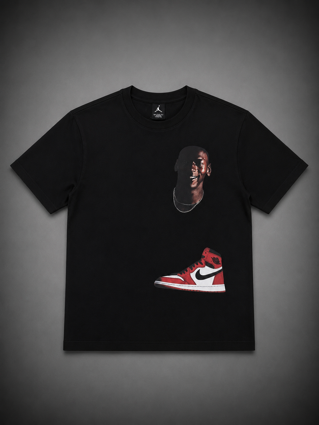 CAMISETA JORDAN CARA TENIS NEGRA