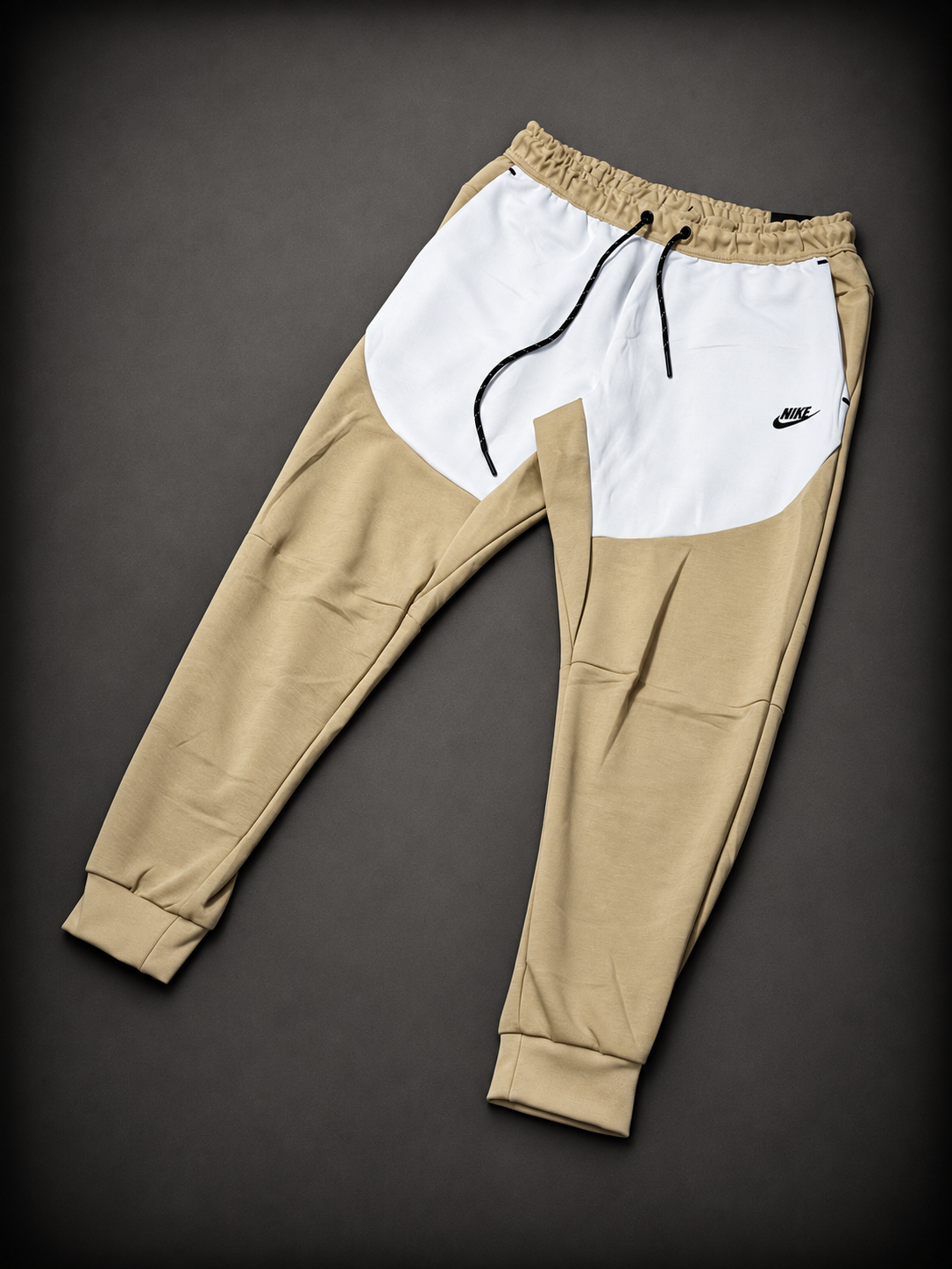 SUDADERA NIKE TECH BEIGE