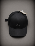 JORDAN PLACA NEGRA