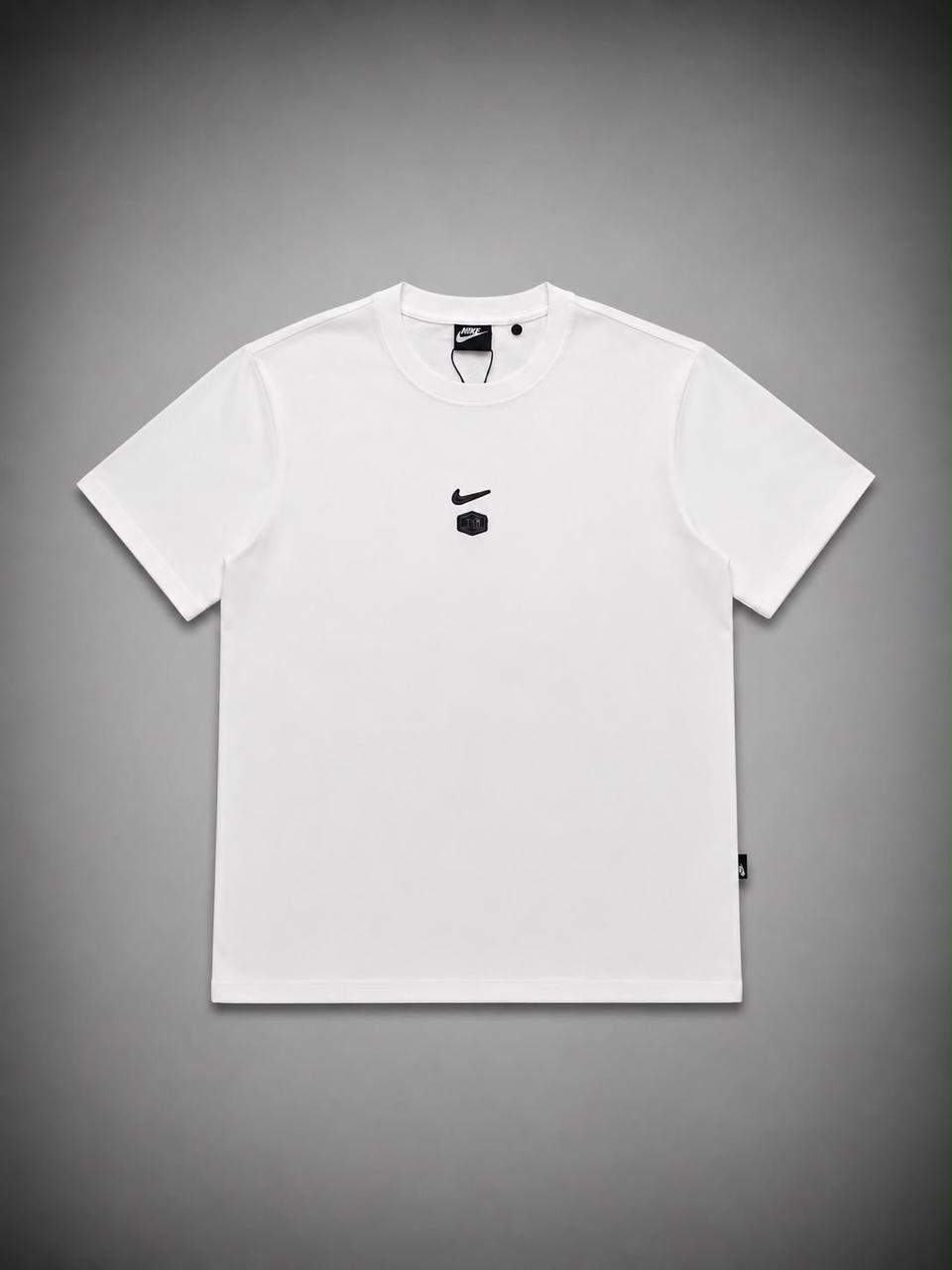 NIKE TN CENTRADA BLANCA