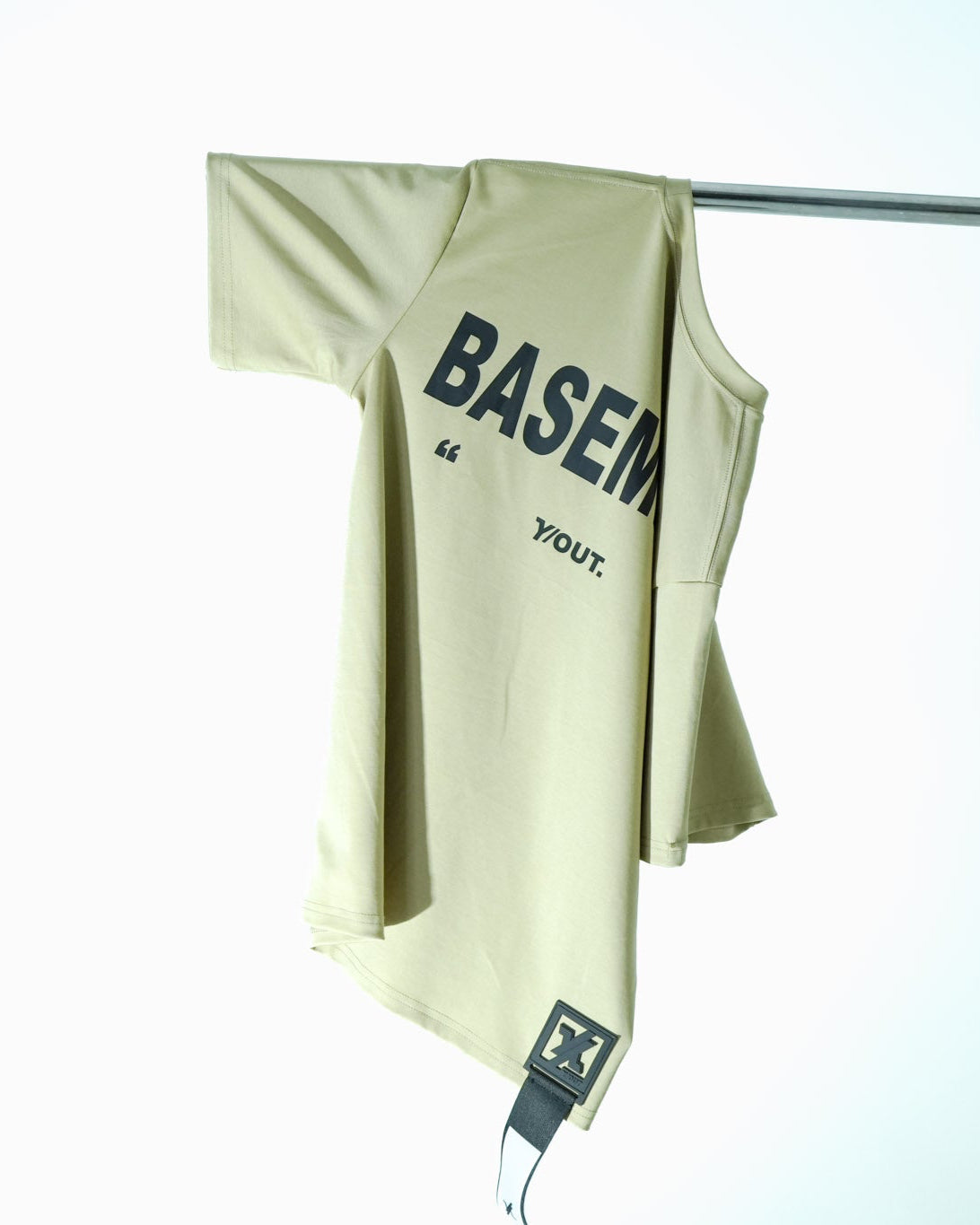 Camiseta Y/OUT  REF: 0022