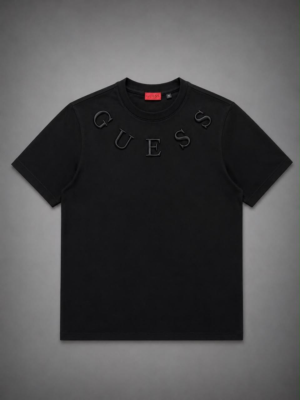 GUESS LOGO NEGRO CUELLO