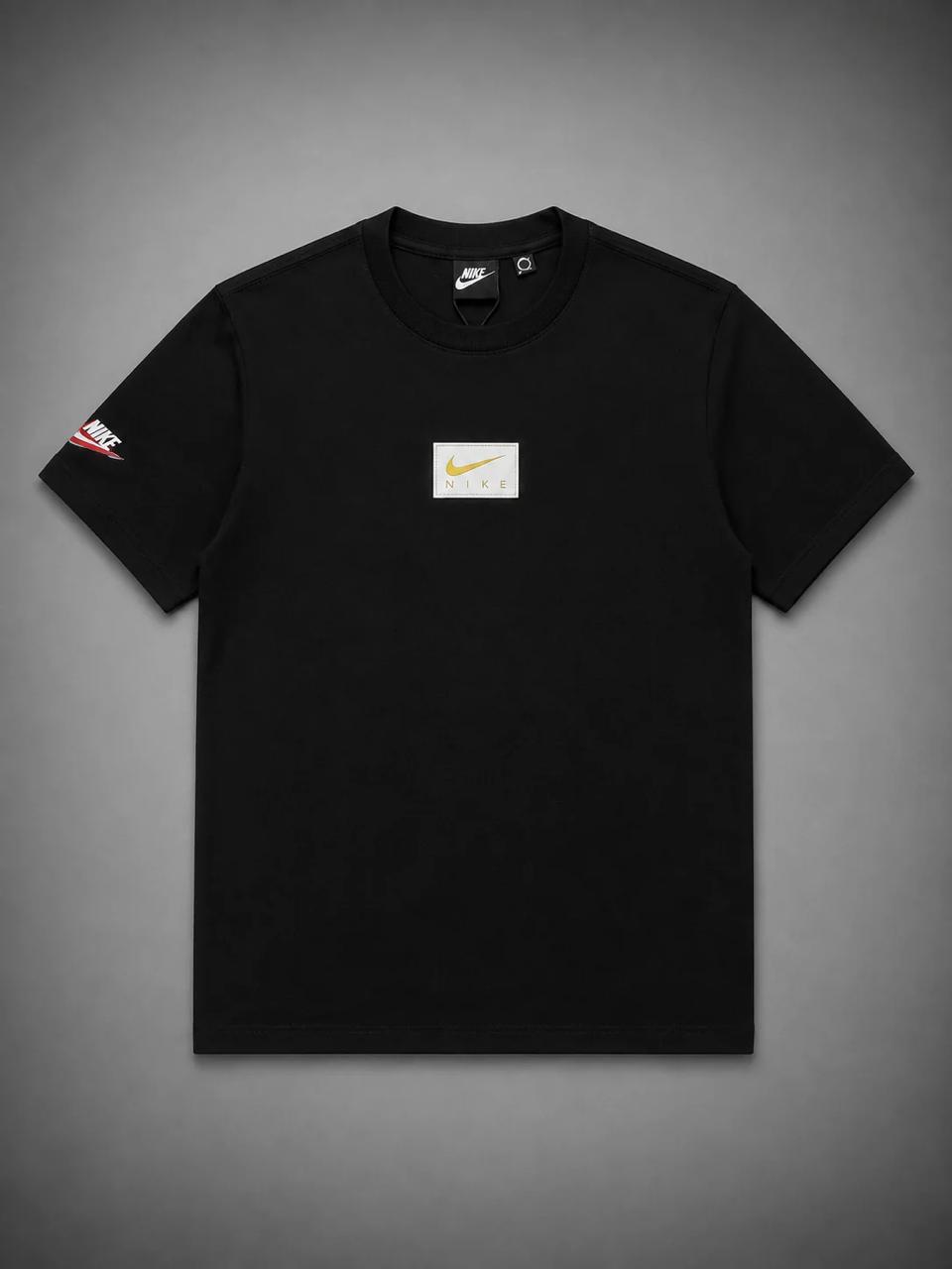 NIKE CHULO DORADO NEGRA